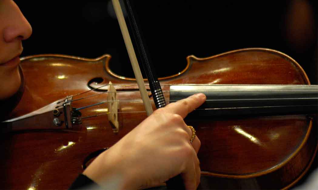 Los instrumentos de la Orquesta Sinfónica Juvenil volvieron a sonar al unísono y sin pantallas de por medio