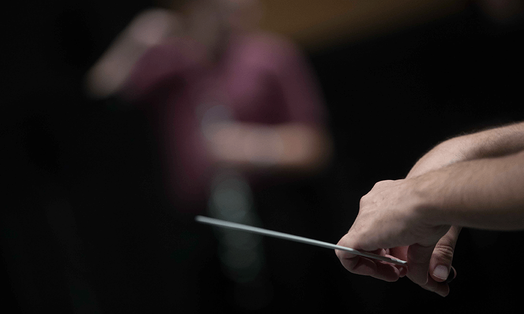 Día Internacional del Director de Orquesta: FOJI celebra su fundamental labor para la interpretación musical